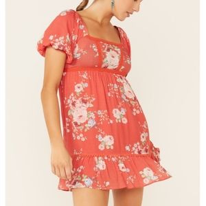 A Collective Story Women's Coral Floral Peasant Tiered Dress
